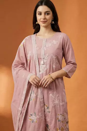 Women Floral Embroidered Regular Thread Work Pure Cotton Kurta with Trousers & With Dupatta