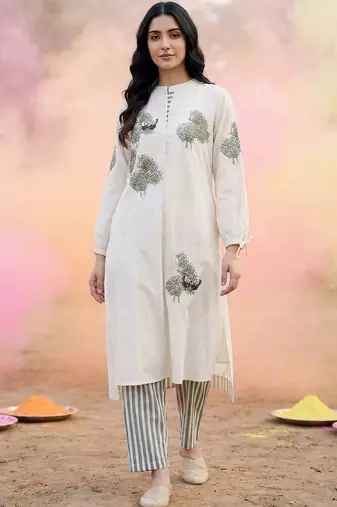 Women Ethnic Motifs Embroidered Regular Thread Work Pure Cotton Kurta with Trousers
