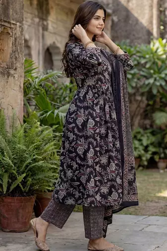 Women Floral Printed Angrakha Pure Cotton Kurta with Trousers & With Dupatta