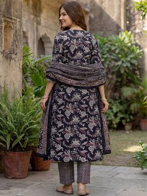 Women Floral Printed Angrakha Pure Cotton Kurta with Trousers & With Dupatta 4