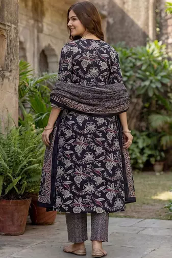 Women Floral Printed Angrakha Pure Cotton Kurta with Trousers & With Dupatta