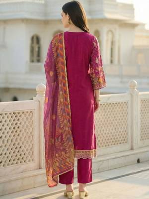 Women Ethnic Motifs Embroidered Regular Thread Work Kurta with Trousers & With Dupatta 5