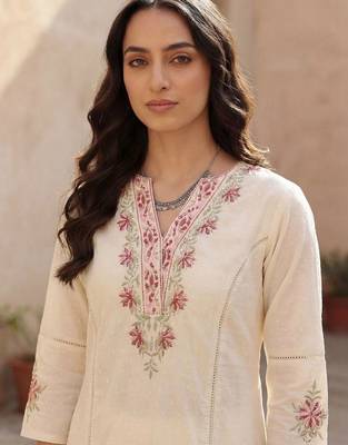 Women Ethnic Motifs Embroidered Regular Thread Work Pure Cotton Kurta with Trousers & With Dupatta 2