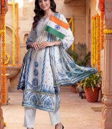 Women Ethnic Motifs Printed Regular Pure Cotton Kurta with Trousers & With Dupatta