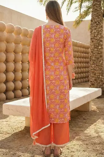Women Paisley Printed Regular Kurta with Trousers & With Dupatta