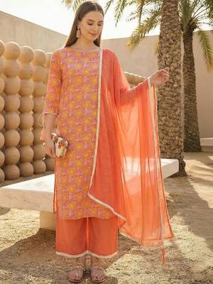 Women Paisley Printed Regular Kurta with Trousers & With Dupatta 3
