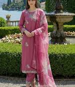 Women Floral Embroidered Regular Thread Work Kurta with Trousers & With Dupatta
