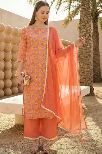 Women Floral Printed Regular Kurta with Palazzos & With Dupatta