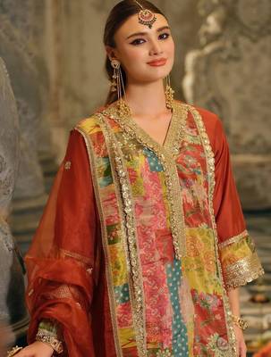 Women Ethnic Motifs Printed Regular Sequinned Kurta with Trousers & With Dupatta 2