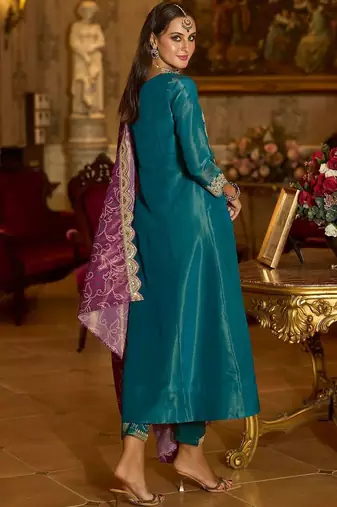 Women Ethnic Motifs Embroidered Panelled Thread Work Kurta with Trousers & With Dupatta