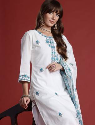 Women Floral Embroidered Regular Thread Work Pure Cotton Kurta with Trousers & With Dupatta 3