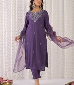 Women Ethnic Motifs Embroidered Regular Thread Work Kurta with Trousers & With Dupatta