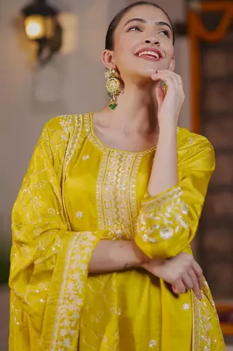 Women Ethnic Motifs Embroidered Regular Sequinned Kurta With Trouser & Dupatta
