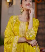 Women Ethnic Motifs Embroidered Regular Sequinned Kurta With Trouser & Dupatta