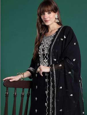 Women Ethnic Motifs Embroidered Regular Thread Work Pure Cotton Kurta with Trousers & With Dupatta 4