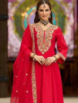 Women Ethnic Motifs Embroidered Regular Thread Work Kurta with Trousers & With Dupatta 1