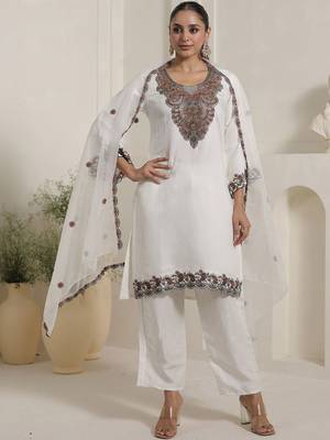 Women Ethnic Motifs Embroidered Regular Thread Work Kurta with Trousers & With Dupatta 1