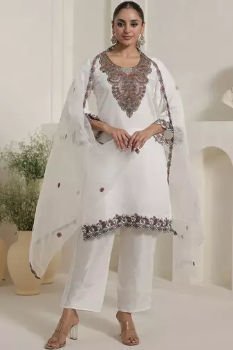 Women Ethnic Motifs Embroidered Regular Thread Work Kurta with Trousers & With Dupatta