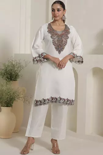 Women Ethnic Motifs Embroidered Regular Thread Work Kurta with Trousers & With Dupatta