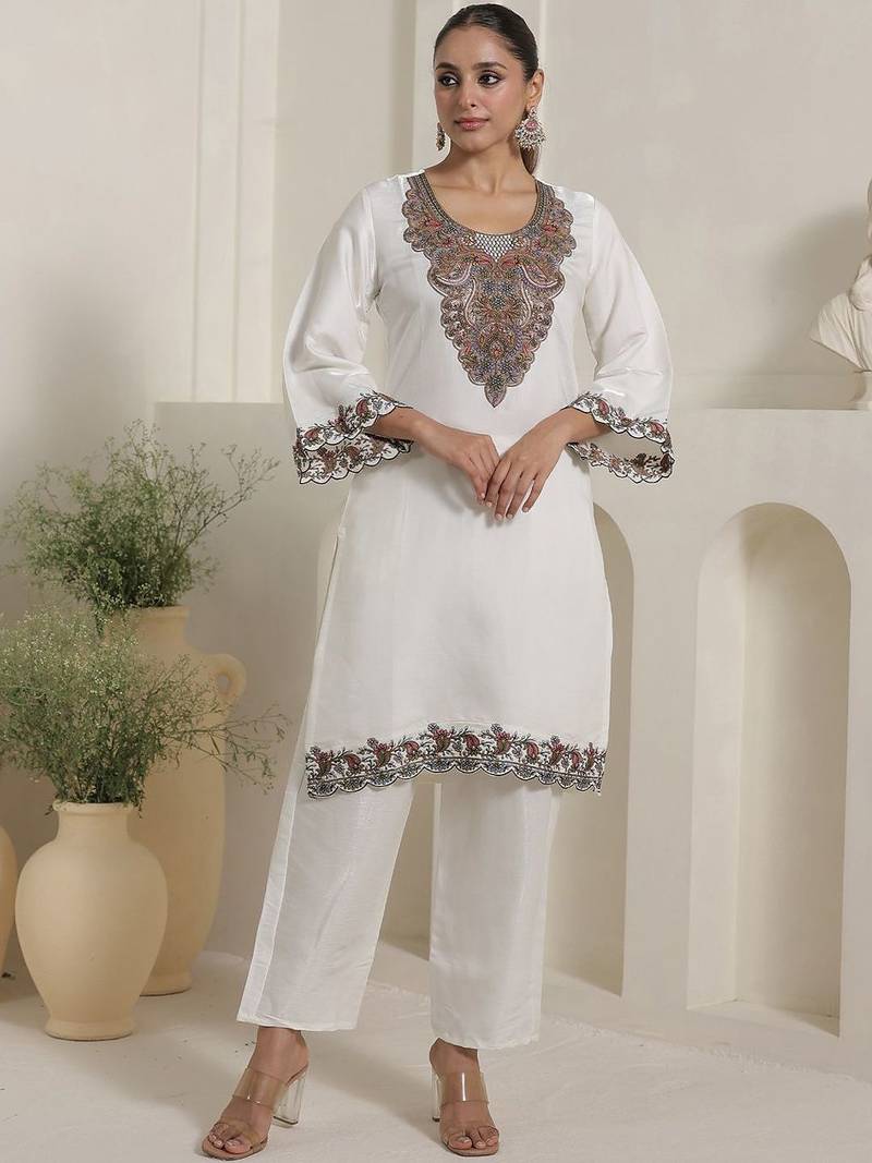 Women Ethnic Motifs Embroidered Regular Thread Work Kurta with Trousers & With Dupatta