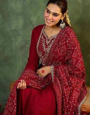 Women Ethnic Motifs Embroidered Panelled Kurta with Trousers & With Dupatta 3