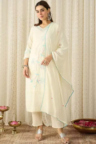 Women Floral Embroidered Regular Thread Work Pure Cotton Kurta with Trousers & With Dupatta