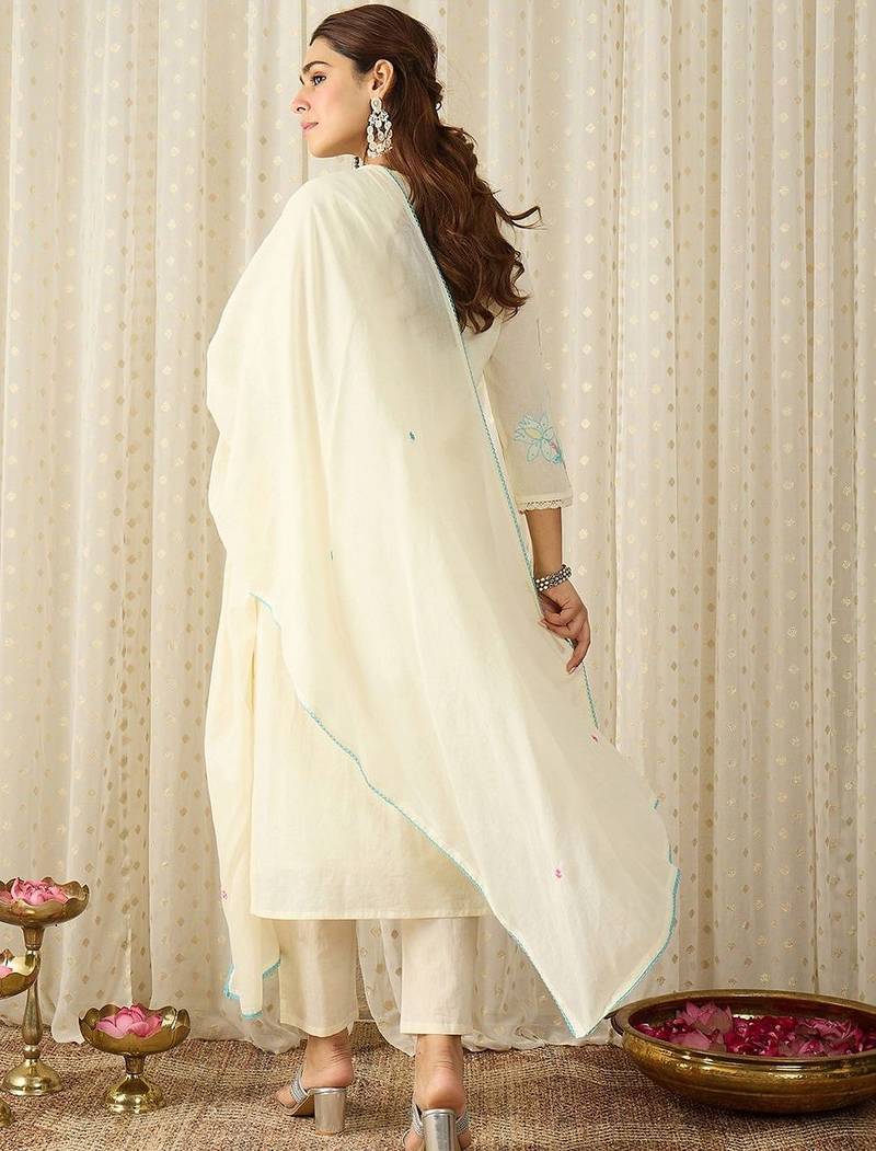 Women Floral Embroidered Regular Thread Work Pure Cotton Kurta with Trousers & With Dupatta