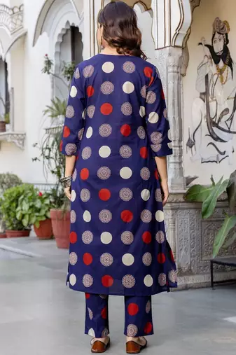 Women Printed Regular Pure Cotton Kurta with Trousers