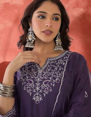 Women Ethnic Motifs Embroidered Regular Thread Work Kurta with Trousers & With Dupatta 2