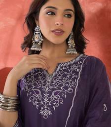 Women Ethnic Motifs Embroidered Regular Thread Work Kurta with Trousers & With Dupatta
