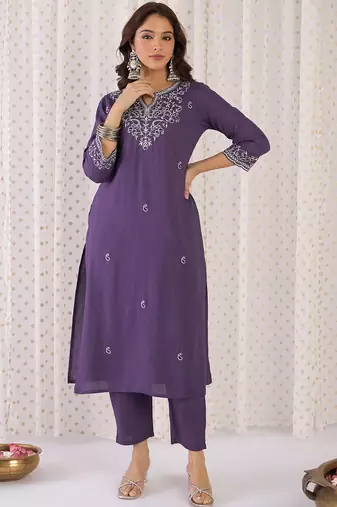 Women Ethnic Motifs Embroidered Regular Thread Work Kurta with Trousers & With Dupatta