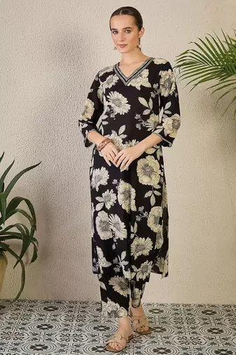 Women Floral Printed Regular Thread Work Pure Cotton Kurta with Trousers