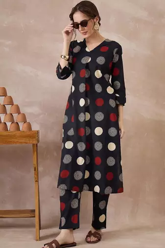 Women Printed Regular Pure Cotton Kurta with Trousers