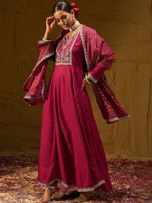 Women Ethnic Motifs Embroidered Panelled Thread Work Kurta with Trousers & With Dupatta 5