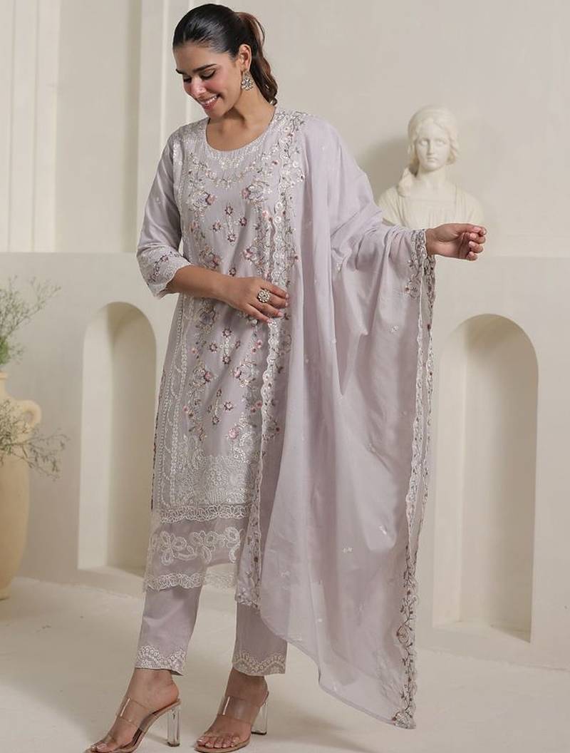Women Floral Embroidered Regular Thread Work Pure Cotton Kurta with Trousers & With Dupatta