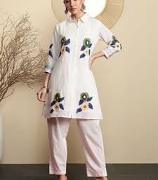 Women Floral Embroidered Regular Thread Work Pure Cotton Kurta with Trousers