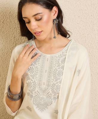 Women Ethnic Motifs Embroidered Regular Thread Work Pure Cotton Kurta with Trousers & With Dupatta 1