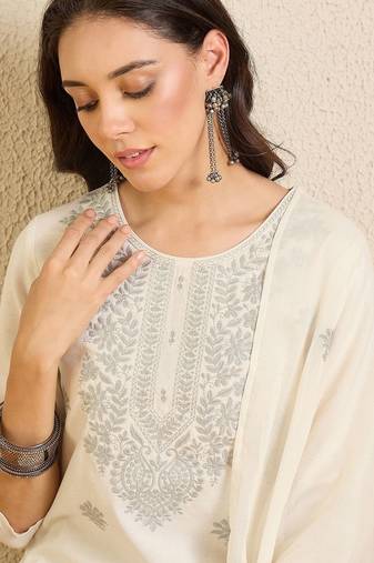 Women Ethnic Motifs Embroidered Regular Thread Work  Cotton Kurta with Trousers & With Dupatta