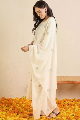 Women Ethnic Motifs Embroidered Regular Thread Work Pure Cotton Kurta with Trousers & With Dupatta