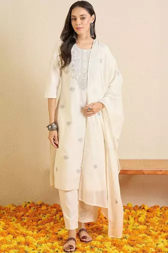 Women Ethnic Motifs Embroidered Regular Thread Work Pure Cotton Kurta with Trousers & With Dupatta