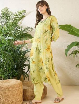 Floral Printed Thread Work Pure Cotton Kurta With Palazzos 4