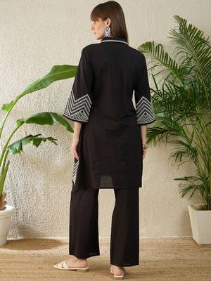 Embroidered Thread Work Pure Cotton A Line Kurta With Trousers 5