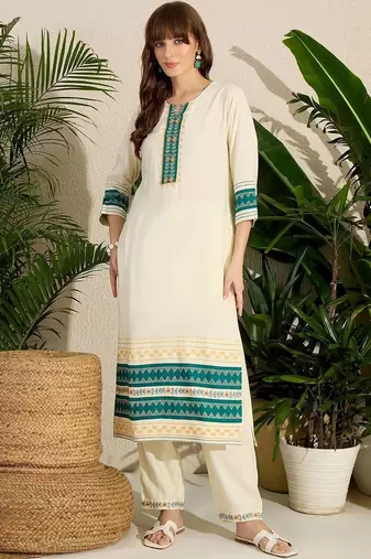 Women Ethnic Motifs Embroidered Regular Kurta with Trousers & With Dupatta