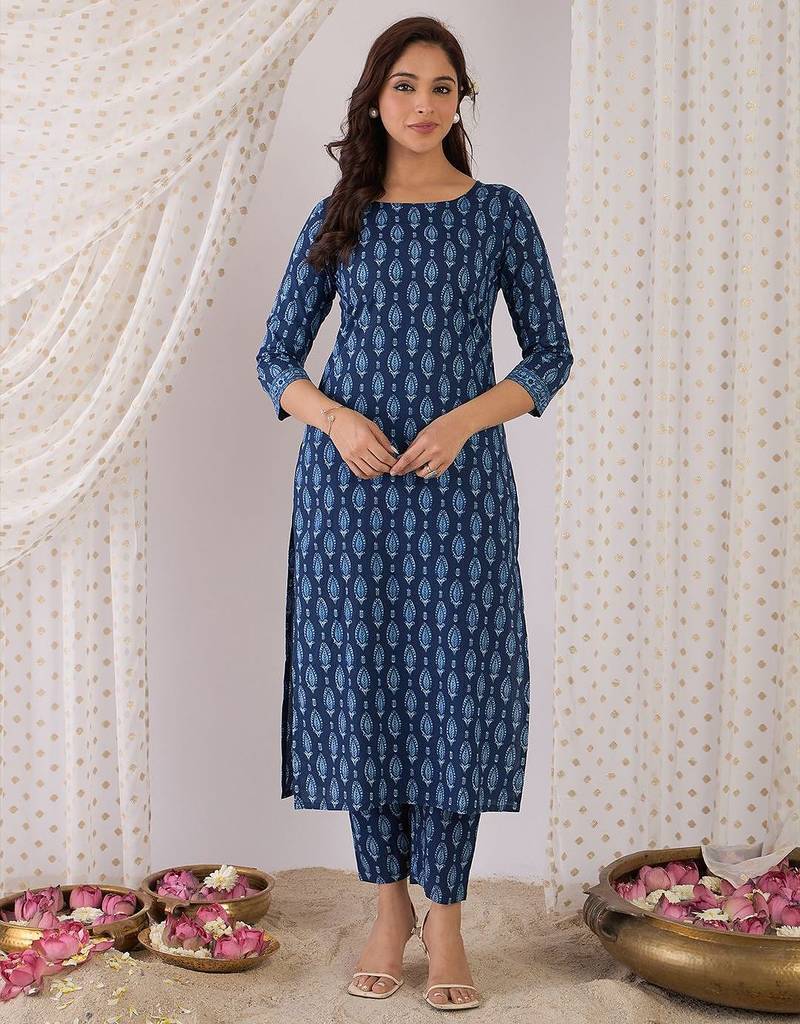 Women Ethnic Motifs Printed Pure Cotton Kurta with Trousers