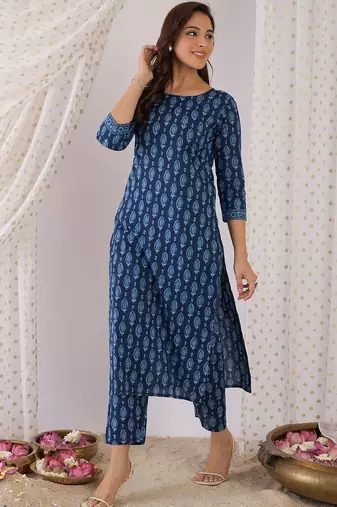 Women Ethnic Motifs Printed Pure Cotton Kurta with Trousers
