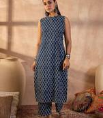 Women Geometric Printed Regular Pure Cotton Kurta with Trousers