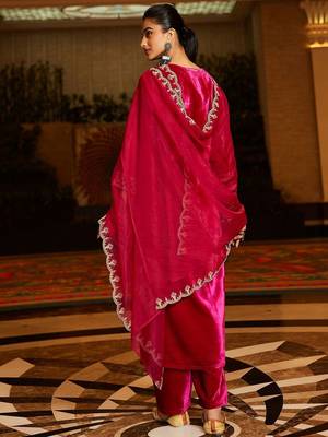 Floral Yoke Design Sequinned Velvet Straight Kurta With Trousers & Dupatta 3
