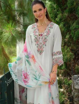 Floral Yoke Design Square Neck Thread Work A-Line Kurta With Trousers & Dupatta 1