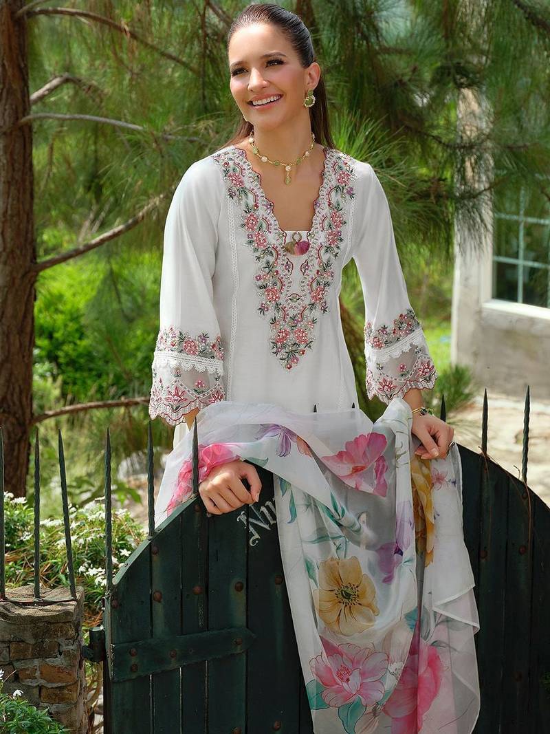 Floral Yoke Design Square Neck Thread Work A-Line Kurta With Trousers & Dupatta