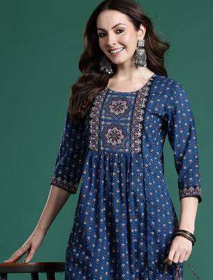 Women Ethnic Motif Printed Pure Cotton A-Line Kurta Set 5